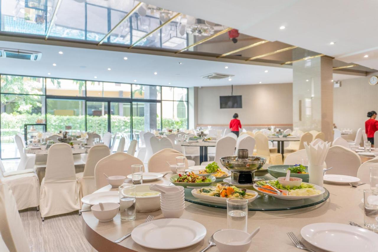 Srilamduan Hotel Sisaket Bagian luar foto