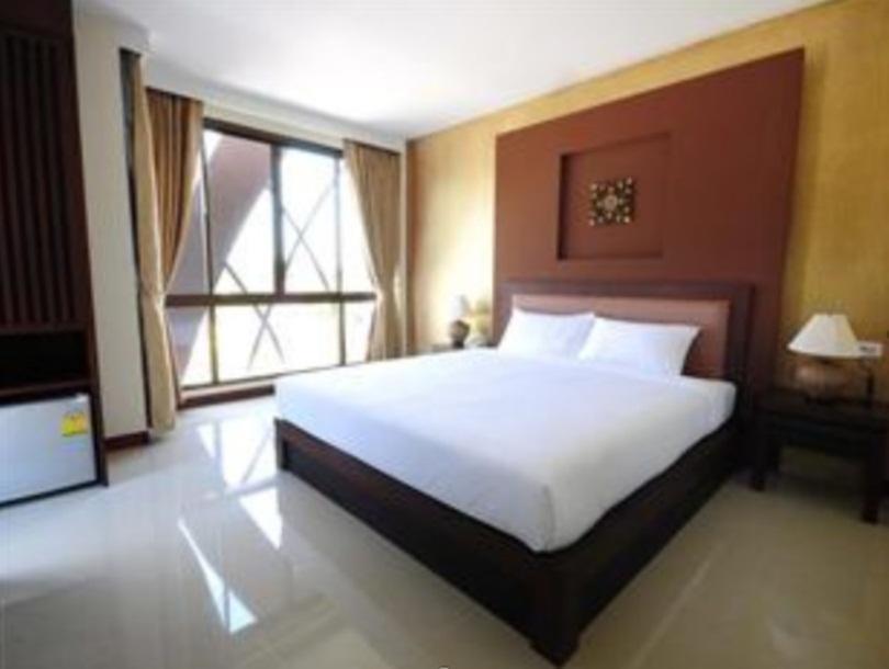 Srilamduan Hotel Sisaket Bagian luar foto